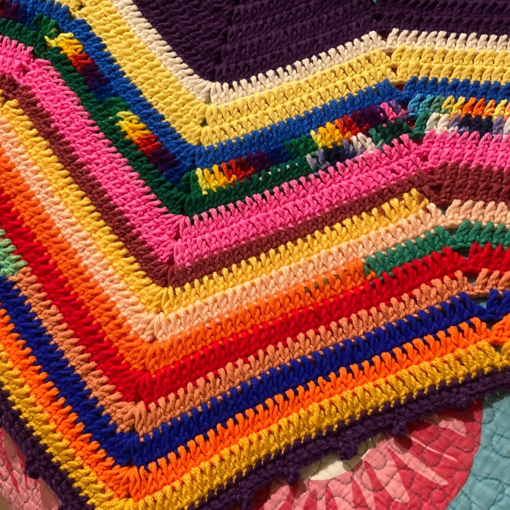 Handmade Colorful Starburst Crochet Blanket - Picture 3 of 8